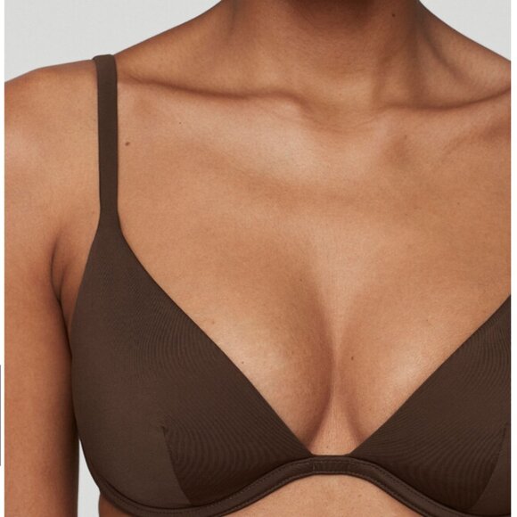 CUUP Swimsuit Brown Plunge Top and Highwaist Bottoms - Picture 6 of 12